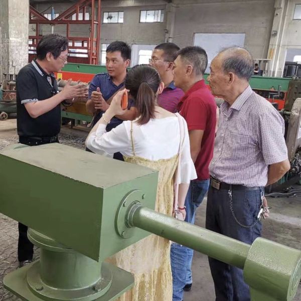 Jiangyin Jinlida Light Industry Machinery Co.,Ltd fabrika üretim hattı