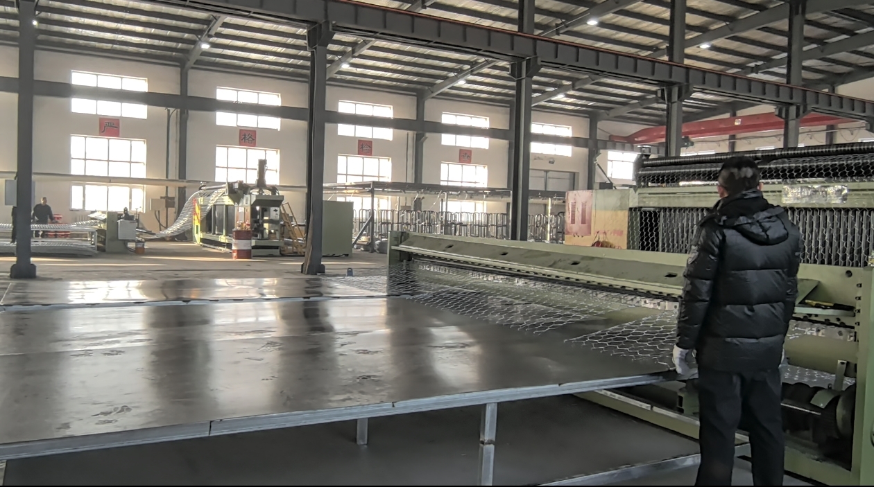 Şirketin en son blog yazıları Neden daha fazla üretici Jinlida'nın yeni yüksek hızlı gabion makinesini seçti?