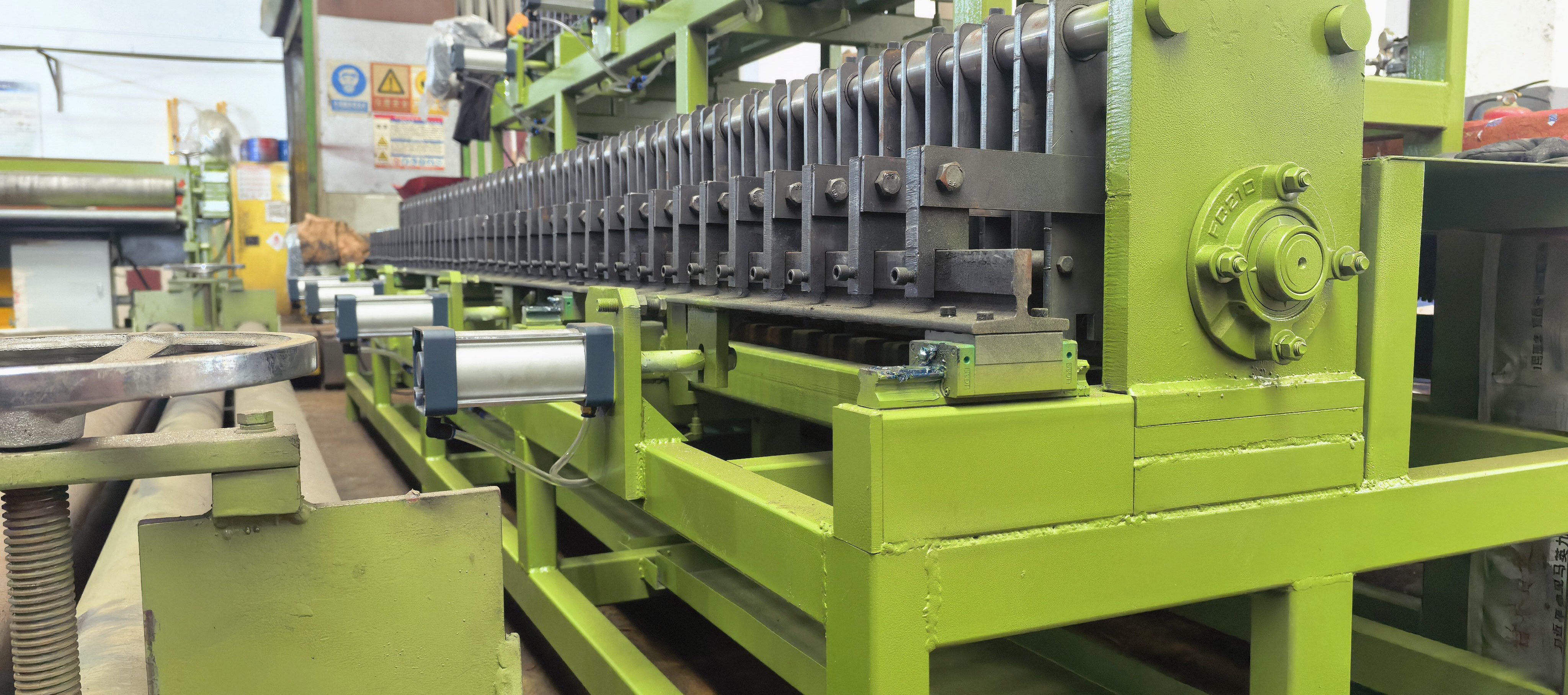 Şirketin en son blog yazıları Why Edge Winding Matters: The Benefits of a Reliable Gabion Basket Edge Winding Machine