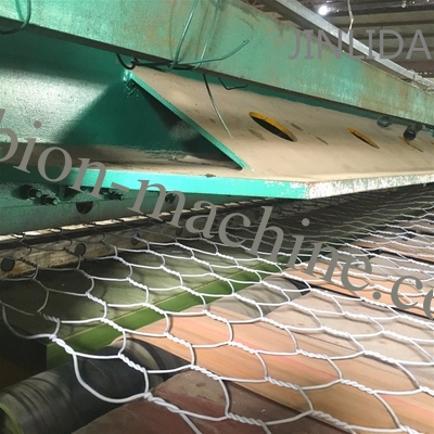 satın al Çekim Gücü 350-550N/Mm2 Gabion Makine 2,0mm-4,0mm Galvanizli Çelik Tel çevrimiçi üretim