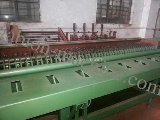 satın al 380V Verimli Gabion Üretim hattı Ağ Genişliği 1-2m Tüketim çevrimiçi üretim