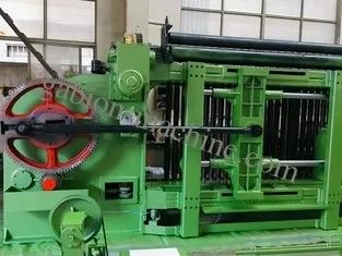 satın al Taş Kafes için 4000mm Galvanizli Otomatik Gabion Makinesi 80 * 100mm Hasır çevrimiçi üretim