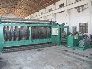 satın al Sürekli 6 Bar 2300mm Genişlik Gabion Kutu Makinesi Merkezi Yağlama çevrimiçi üretim