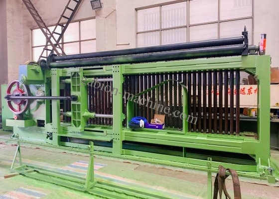 satın al Hillside için 2.6mm Sıcak Galvanizli Tel ile Düşük Gürültülü Altıgen Netleştirme Makinesi çevrimiçi üretim